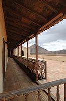 La Casa de los Coroneles in La Oliva in Fuerteventura. Terrace. Click to enlarge the image in Adobe Stock (new tab).