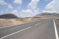 The town of La Oliva in Fuerteventura. La Montaña Quemada and the Montaña Tindaya. Click to enlarge the image in Adobe Stock (new tab).