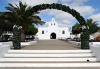 The town of Tías in Lanzarote. The Church of St. Anthony of Padua. Click to enlarge the image in Adobe Stock (new tab).