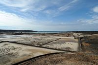 The town of Yaiza in Lanzarote. The salt of Janubio. Click to enlarge the image in Adobe Stock (new tab).