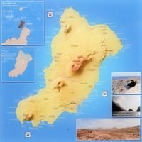 The island of Graciosa to Lanzarote. Island Map. Click to enlarge the image.
