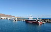 The island of Graciosa to Lanzarote. Port of Caleta del Sebo. Click to enlarge the image.