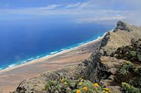 The Jandía Natural Park in Fuerteventura. The Barlovento Jandía Beach (Dreizung author). Click to enlarge the image.