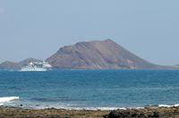 The village of Corralejo in Fuerteventura. Ferries to the island of Los Lobos. Click to enlarge the image.