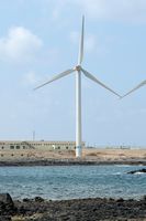 The village of Corralejo in Fuerteventura. The wind turbines of the desalination plant. Click to enlarge the image.