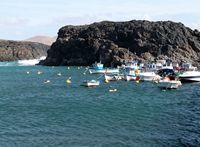 The village of El Cotillo in Fuerteventura. The port (author Theresa Gaige). Click to enlarge the image.