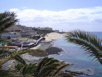 The village of Morro del Jable in Fuerteventura. The west of the beach Mattoral (author Wollex). Click to enlarge the image.