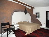 The village of Nazaret in Lanzarote. Bedroom Wren home of Omar Sharif. Click to enlarge the image.