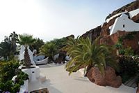 The village of Nazaret in Lanzarote. The house of Omar Sharif. Click to enlarge the image.