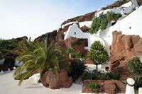 The village of Nazaret in Lanzarote. The house of Omar Sharif. Click to enlarge the image.
