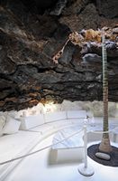 The village of Tahíche in Lanzarote. The white bubble (bubble blanca) in the basement of the house of César Manrique. Click to enlarge the image.