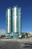 The city of Arrecife in Lanzarote. Gran Hotel. Click to enlarge the image.
