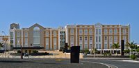 The city of Arrecife in Lanzarote. Council Insular Hotel (author Wiki05). Click to enlarge the image.