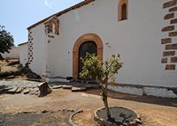 The town of Betancuria in Fuerteventura. The hermitage of San Diego Alcalá (Alcalá San Diego). Click to enlarge the image.