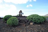 The cave of the Cueva de los Verdes in Haría in Lanzarote. Entrance. Click to enlarge the image.
