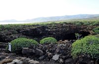 The cave of the Cueva de los Verdes in Haría in Lanzarote. Entrance. Click to enlarge the image.