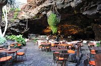 The chasms of Jameos del Agua in Haría in Lanzarote. Restaurant Jameo Grande. Click to enlarge the image.