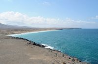 The town of La Oliva in Fuerteventura. The beach of La Cueva Algibe of El Cotillo. Click to enlarge the image.