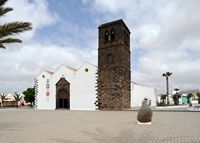 The town of La Oliva in Fuerteventura. The Church of Our Lady of Condelaria. Click to enlarge the image.