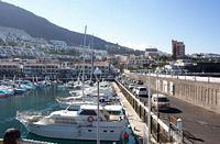 The town of Santa Cruz de Tenerife. Le port. Click to enlarge the image.