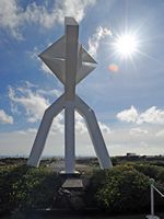 La ville de Teguise à Lanzarote. Sculpture à la Fondation Manrique à Tahíche. Cliquer pour agrandir l'image.