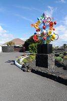 La ville de Teguise à Lanzarote. Mobile à la Fondation Manrique à Tahíche. Cliquer pour agrandir l'image.