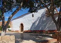 The town of Pájara in Fuerteventura. the chapel of St. Anthony of Padua in Toto (author Haadee). Click to enlarge the image in Panoramio (new tab).
