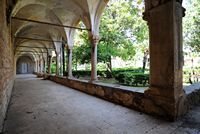 Kloster der Abtei benediktinere. Klicken, um das Bild in Adobe Stock zu vergrößern (neue Nagelritze).