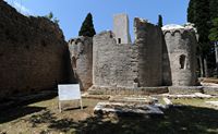 L'île de Lokrum en Croatie. Basilique de l'abbaye bénédictine. Cliquer pour agrandir l'image dans Adobe Stock (nouvel onglet).