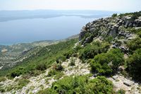 Gesehen auf dem Kanal von Hvar seit Vidova Gora. Klicken, um das Bild in Adobe Stock zu vergrößern (neue Nagelritze).