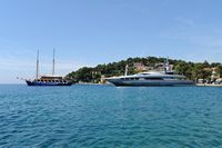Le village de Cavtat en Croatie. Port de Cavtat. Cliquer pour agrandir l'image dans Adobe Stock (nouvel onglet).