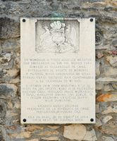 Le village de Škrip, île de Brač en Croatie. Plaque commémorative à l'entrée du Musée de l'île de Brač. Cliquer pour agrandir l'image dans Adobe Stock (nouvel onglet).