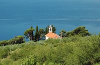 Kapelle Sankt Georg. Klicken, um das Bild in Adobe Stock zu vergrößern (neue Nagelritze).