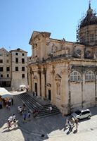 Kathedrale, die seit dem Palast des Rektors gesehen wurde. Klicken, um das Bild in Adobe Stock zu vergrößern (neue Nagelritze).