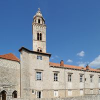 Dominikanisches Kloster. Klicken, um das Bild in Adobe Stock zu vergrößern (neue Nagelritze).