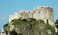 Festung Sankt Lorentz. Klicken, um das Bild in Adobe Stock zu vergrößern (neue Nagelritze).