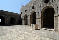 Festung Sankt Lorentz. Klicken, um das Bild in Adobe Stock zu vergrößern (neue Nagelritze).