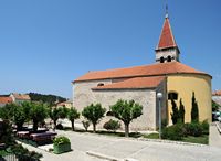 La ville de Makarska en Croatie. La cathédrale Saint-Marc. Cliquer pour agrandir l'image dans Adobe Stock (nouvel onglet).
