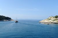 La ville de Makarska en Croatie. La baie de Makarska. Cliquer pour agrandir l'image dans Adobe Stock (nouvel onglet).