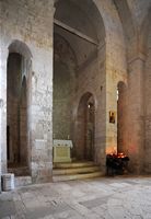 La ville de Polače, île de Mljet en Croatie. chœur église Sainte-Marie. Cliquer pour agrandir l'image dans Adobe Stock (nouvel onglet).