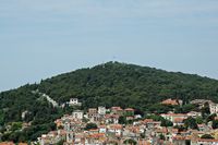 Der Berg Marjan, der seit dem Glockenturm der Kathedrale gesehen wurde. Klicken, um das Bild in Adobe Stock zu vergrößern (neue Nagelritze).