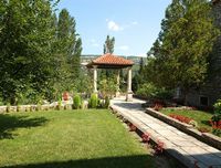 Le monastère de Visovac (auteur N. P. Krka). Cliquer pour agrandir l'image.