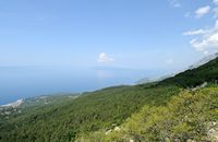 Tučepi and Makarska seen since the foot of the mount Saint Elias. Click to enlarge the image.