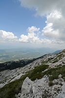 Le parc naturel du Biokovo en Croatie. Vue vers l'est du Biokovo. Cliquer pour agrandir l'image.