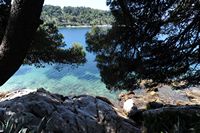 Le village de Cavtat en Croatie. Presqu'île de Sustjepan. Cliquer pour agrandir l'image.