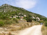 Le village de Murvica, île de Brač en Croatie. Le village de Murvica (auteur Kelovy). Cliquer pour agrandir l'image.
