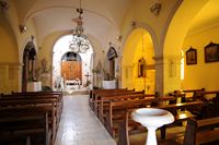 Le village de Povlja, île de Brač en Croatie. L'église Saint-Jean-Baptiste. Cliquer pour agrandir l'image.