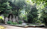 Le village de Trsteno en Croatie. Fontaine de Neptune et des Nymphes. Cliquer pour agrandir l'image.