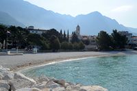 La ville de Baška Voda en Croatie. La plage de Baška Voda. Cliquer pour agrandir l'image.