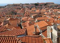 La ville close de Dubrovnik en Croatie. Les toits de la vieille ville de Dubrovnik. Cliquer pour agrandir l'image. La ville close de Dubrovnik en Croatie. Les toits de la vieille ville de Dubrovnik. Cliquer pour agrandir l'image.